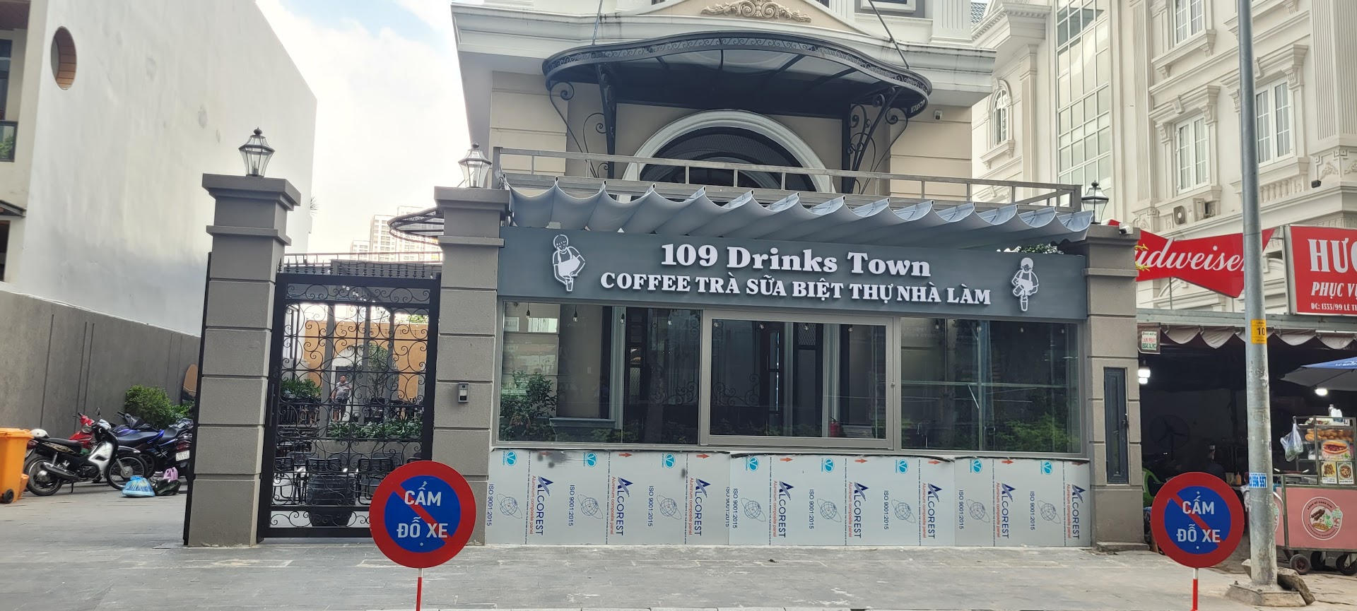 109 DRINKS TOWN 109 DRINKS TOWN