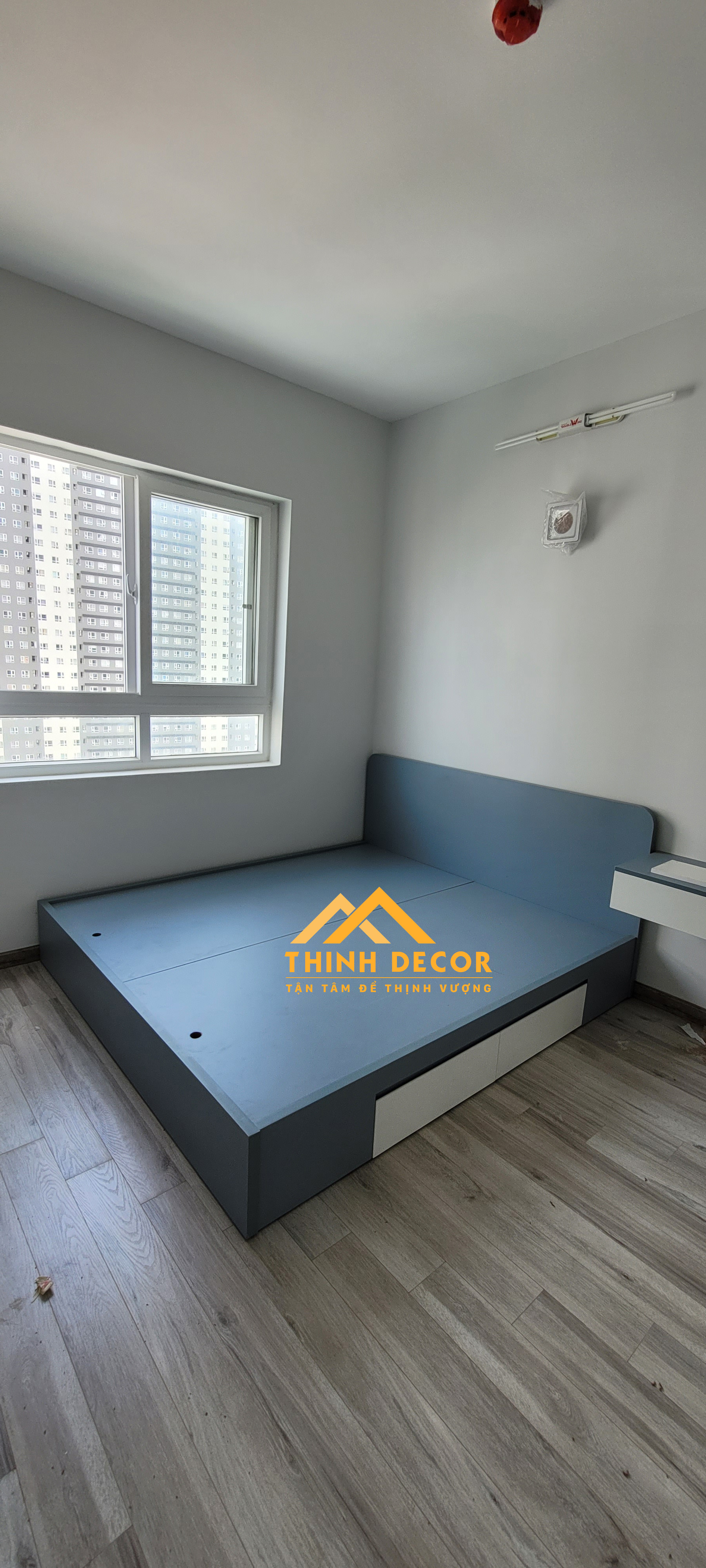 Giường ngủ 1m8x2m có hộc kéo Giường ngủ 1m8x2m có hộc kéo